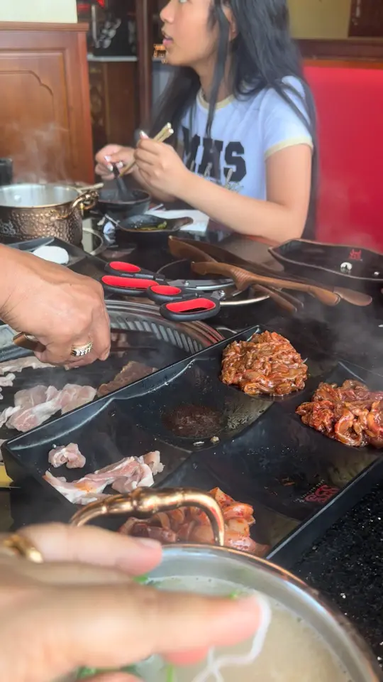 Hong Hot Pot & BBQ McDonough GA in McDonough showing review, visit, video by Lorena Sicat Salunga on Facebook