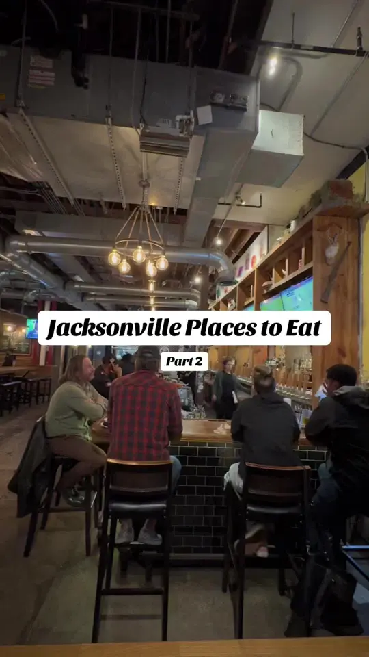 Hoptinger Bier Garden & Sausage House in Jacksonville showing happy hour, brunch, beer selection, rooftop atmosphere, video by ugneeats on TikTok