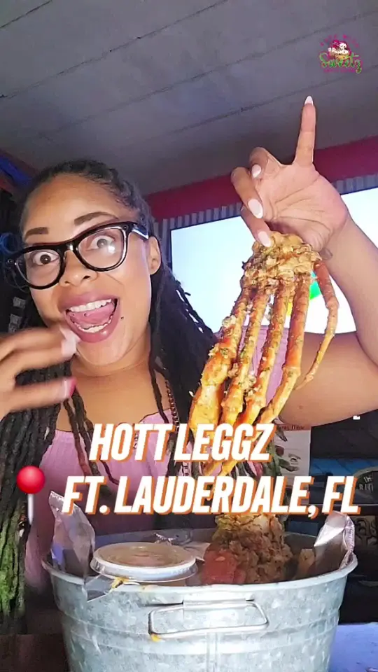 Hott Leggz in Fort Lauderdale showing review, royal flush box, nerds oysters rockefeller, mahi tacos, fried oyster poboy, crabby patty, snow crab, video by mimisweetkush on TikTok
