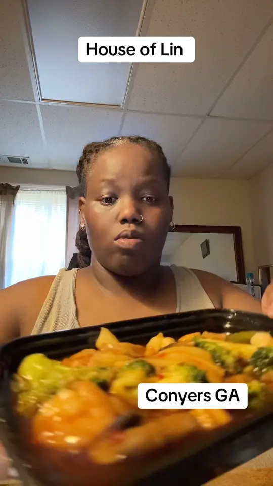 House of Lin in Conyers showing chinese food, video by Cherry Wavy Ent on YouTube
