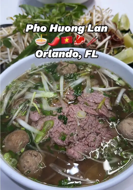 House Of Phở Vietnamese Cuisine in Orlando showing food, pho beef noodle soup, bun bo hue, pho ga, video by orlandofoodfinders on TikTok