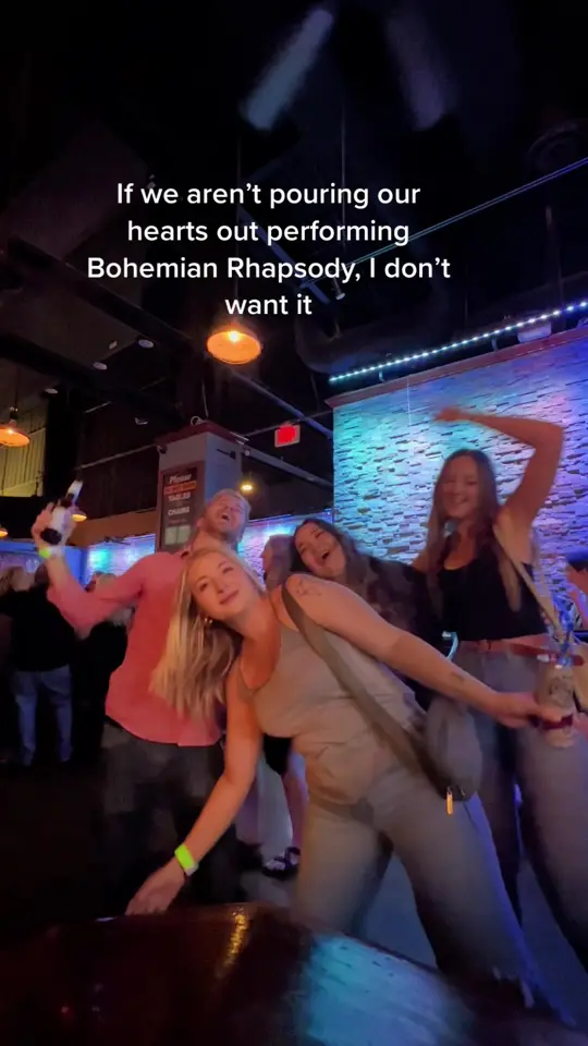 Howl at the Moon Orlando in Orlando showing happy hour, drinks, video by thatssocourtney on TikTok