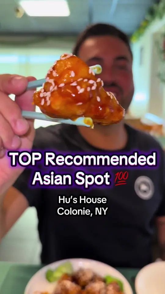 Hu's House in Albany showing food review, restaurant visit, dumplings, sesame chicken, video by domcreviews on TikTok