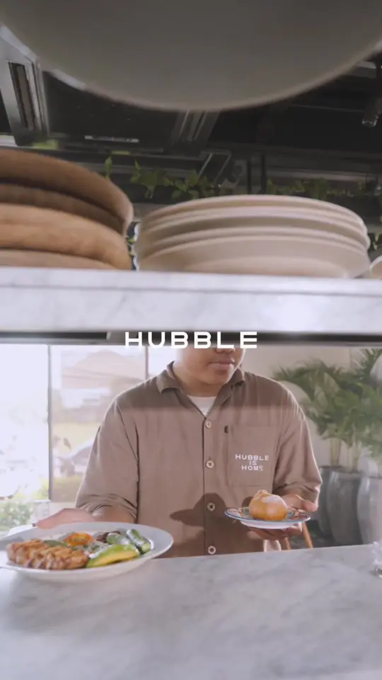 Hubble Breakfast in Hallandale Beach showing breakfast, balanced plate, video by hubble.bali on TikTok