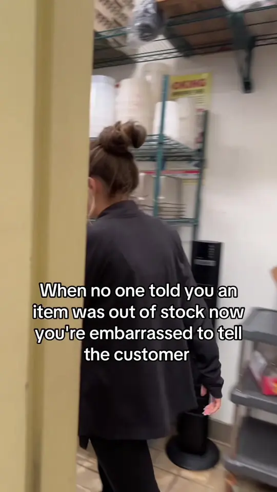 Huddle House in Gainesville showing server life, restaurant work, video by gainesvillehuddle on TikTok