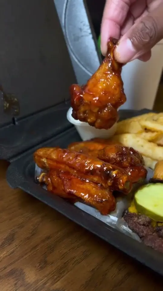 Hungry AF Lithonia in Stonecrest showing restaurant visit, venue location, video by Atlanta FoodGuy on YouTube