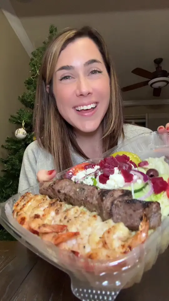 Hungry Greek in Apollo Beach showing food, mediterranean food, video by jennaheats on TikTok