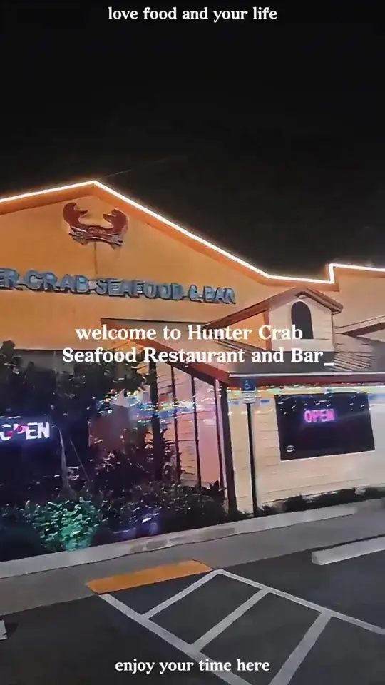  in Florida showing seafood boil, drinks, video by hunter.crab2 on TikTok
