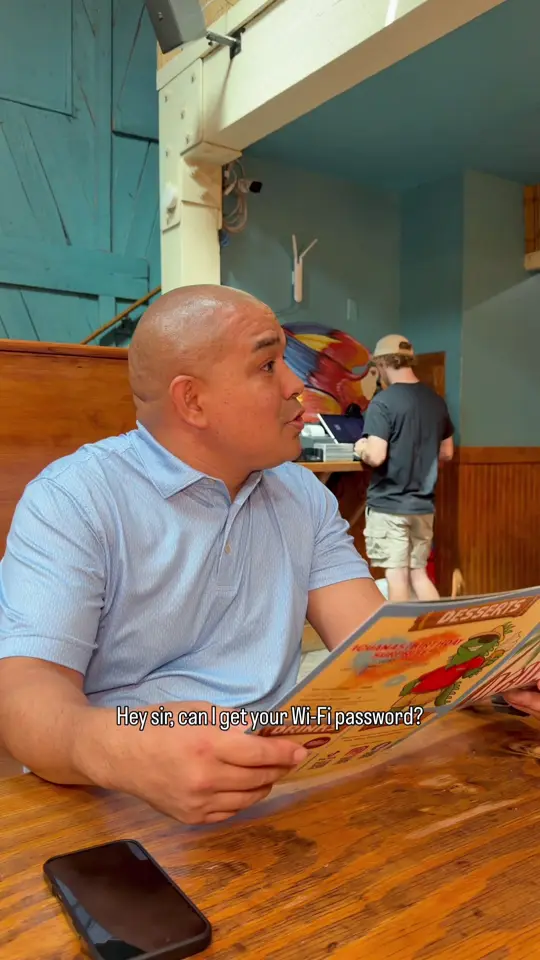 Iguanas Seafood Restaurant in St Simons Island showing fried shrimp, video by iguanasseafoodrestaurant on TikTok