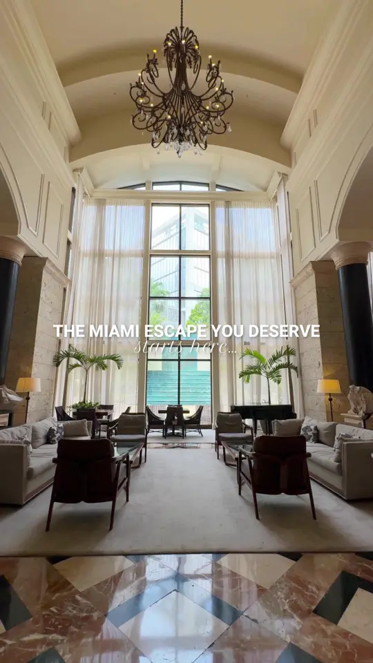 Isabelle's Coconut Grove in Miami showing dinner, garden terrace restaurant, cocktails, live music, poolside vibes, spa, video by fashion.eat.travel on TikTok