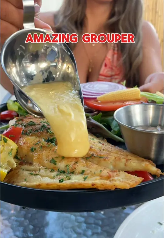 Island House Tap and Grill in Sarasota showing food, restaurant visit, video by eatsbylaurr on TikTok
