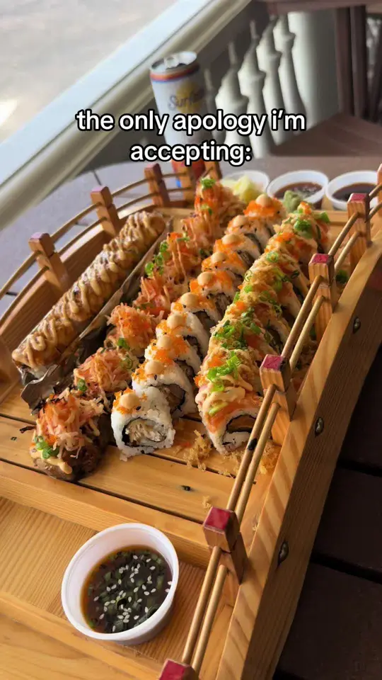 Island Panda in Sanibel showing sushi, hibachi, video by islandpandasushi on TikTok