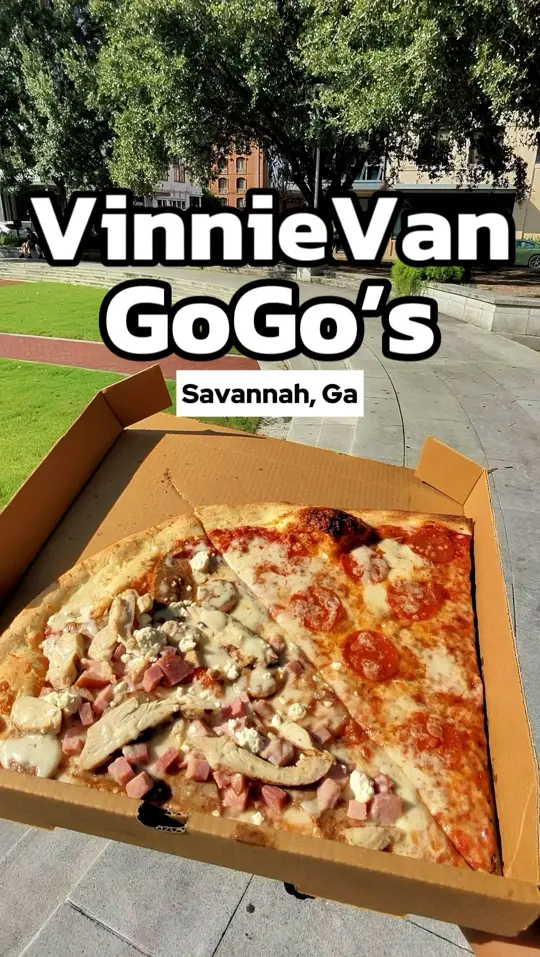 Island's Pizza in Savannah showing pizza, food review, video by Ken Walker on Facebook