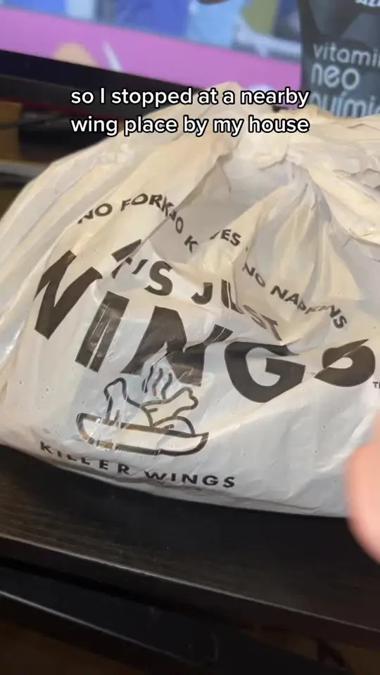 It's Just Wings in Palm Bay showing restaurant, wings, video by jynxziontwitch on TikTok