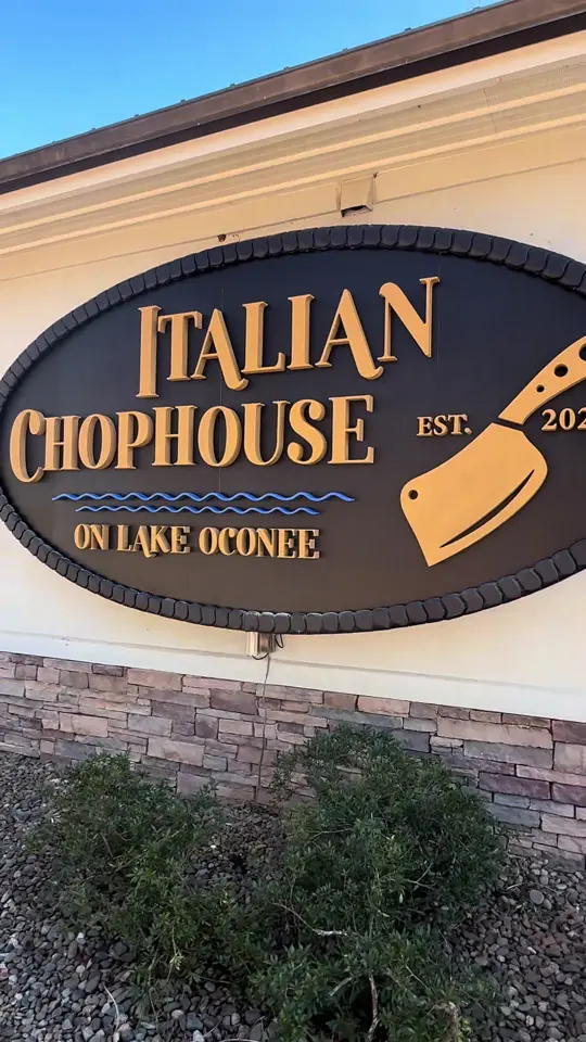Italian Chophouse on Lake Oconee in Eatonton showing restaurant, italian cuisine, steaks, waterfront views, atmosphere, video by maddieatlakeoconee on TikTok