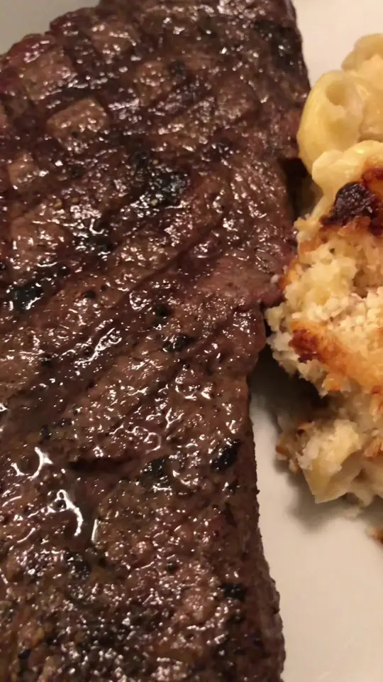 J. Alexander's Restaurant in Atlanta showing steak, mac and cheese, loaded baked potato, video by atl.foodie.1 on TikTok
