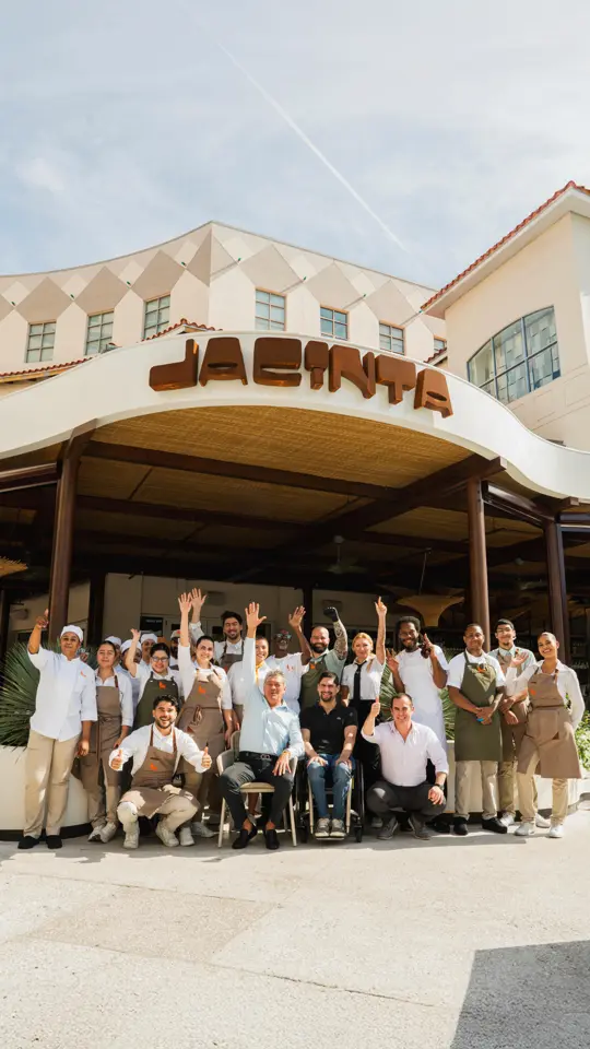 Jacinta de Mexico in Aventura showing restaurant visit, entrepreneur interview, authentic mexican cuisine, video by Aventura Mall on Facebook