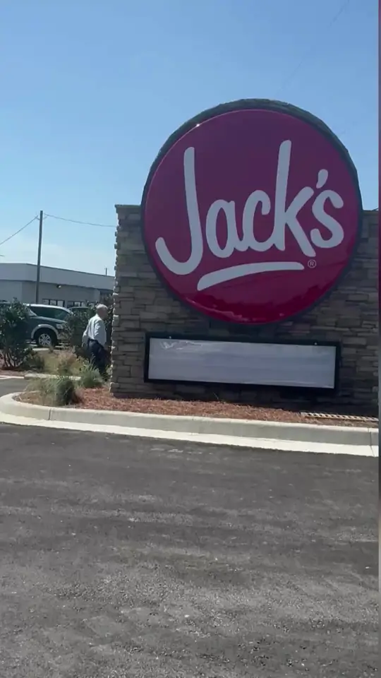 Jack's Family Restaurant in Milton showing restaurant, chain restaurant, grand opening, video by Pensacola News Journal on Facebook