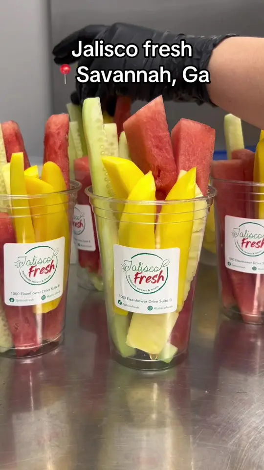 Jalapeños Mexican Grill in Savannah showing food, mexican treats, video by jaliscofresh on TikTok