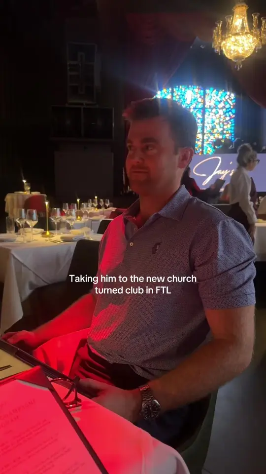 Jay's in Fort Lauderdale showing visit, atmosphere, video by zoemhaugen on TikTok