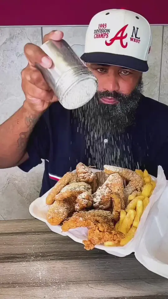 JJ Fish & Chicken McDonough in McDonough showing review, visit, halal chicken, crack powder, catering services, video by atlantafoodguy on TikTok