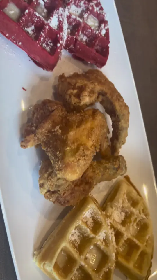 Joellen’S in Tallahassee showing brunch, chicken & waffles, red velvet waffles, video by blackbeautyaddict on TikTok
