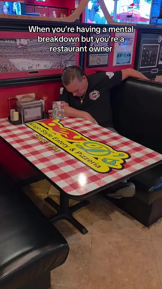 Joey D's Chicago Style Eatery in Bradenton showing restaurant atmosphere, behind the scenes, video by joeydsfl on TikTok