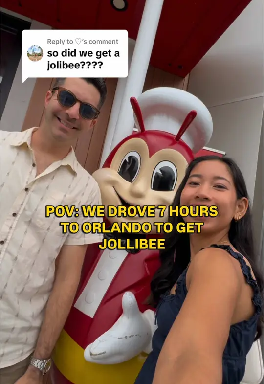 Jollibee in Orlando showing review, chickenjoy, spicy chicken, video by thepaulasamantha on TikTok