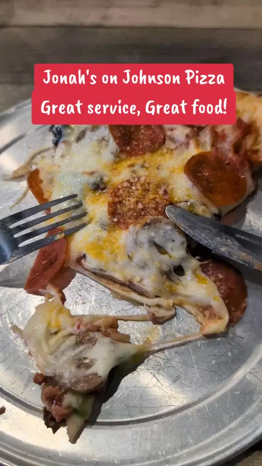 Jonah's On Johnston in Forsyth showing pizza, cold drinks, video by thesilvernana on TikTok