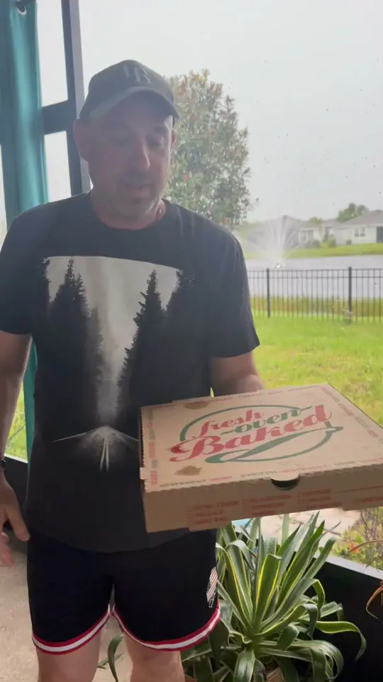 Josephine's Italian Market in Brandon showing review, roman style pizza, video by Jason Gelber on Facebook