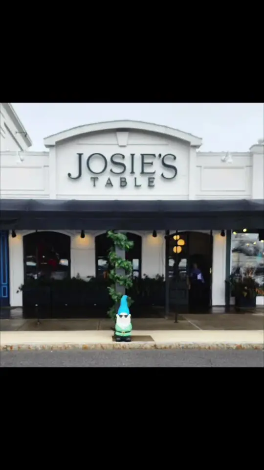 Josie's Table in Albany showing review, visit, video by henry.bellagnome on TikTok