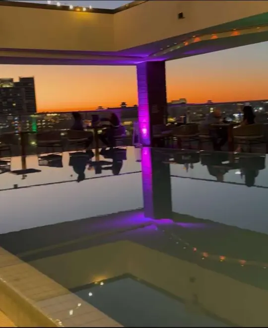 KaLa Rooftop Restaurant in Orlando showing review, atmosphere, food, customer service, entertainment, video by alishaa_aaa on TikTok