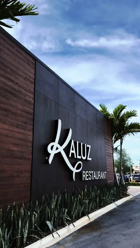 Kaluz Pembroke Pines in Pembroke Pines showing review, visit, atmosphere, baby back ribs, video by capital_harp on TikTok