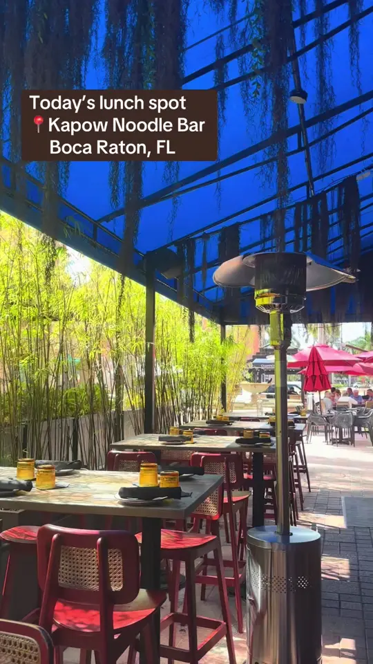 Kapow! Noodle Bar in Boca Raton showing food, crispy tuna rice, general tso cauliflower, orange chicken kale salad, video by exploringwithmegs on TikTok