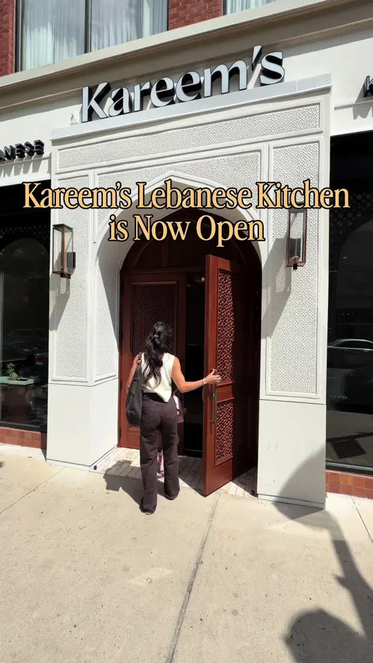 Kareem's Lebanese Kitchen in Naples showing restaurant visit, chef's sampler, hummus, baba ghanoush, labneh, beet hummus, harissa hummus, muhammara, cheese manoushe, video by themocoshow on TikTok