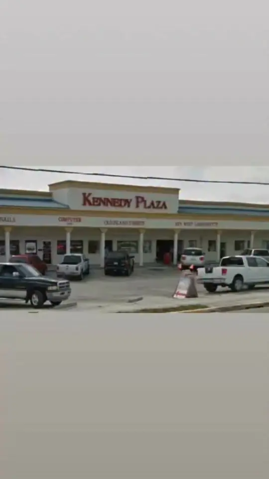 Kennedy Cafe in Key West showing review, visit, breakfast, mediterranean food, pizza, greek specialties, video by Holly Amber Hopkins on Facebook