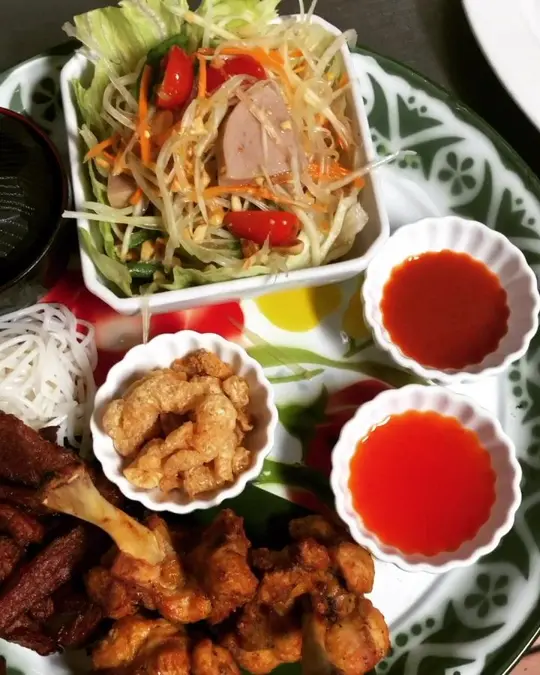 Khaosan Road Coral Gables in Coral Gables showing food, som tum tray feast, video by Khaosan Road FL on Facebook