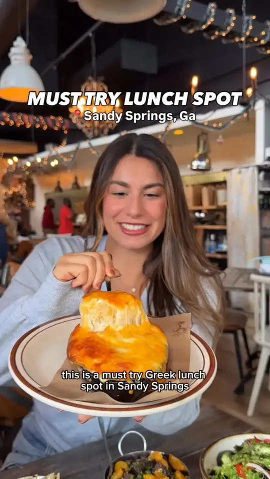 Kid Cashew in Sandy Springs showing review, visit, video by carolinaj2 on Facebook