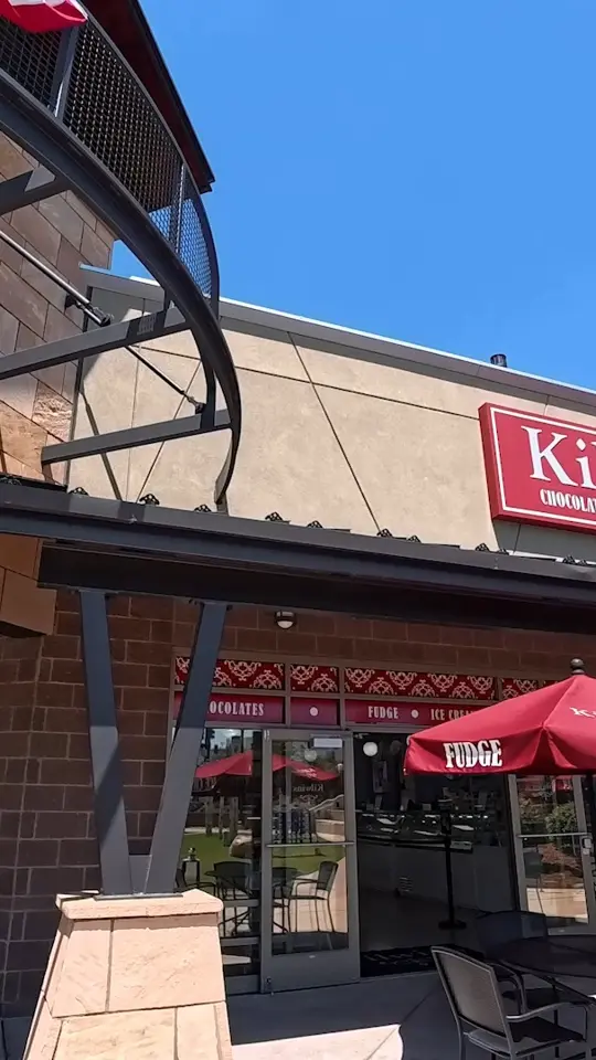 Kilwins Ice Cream - Chocolate - Fudge in Coral Springs showing ice cream, fudge, toppings, video by FOX21 News on Facebook