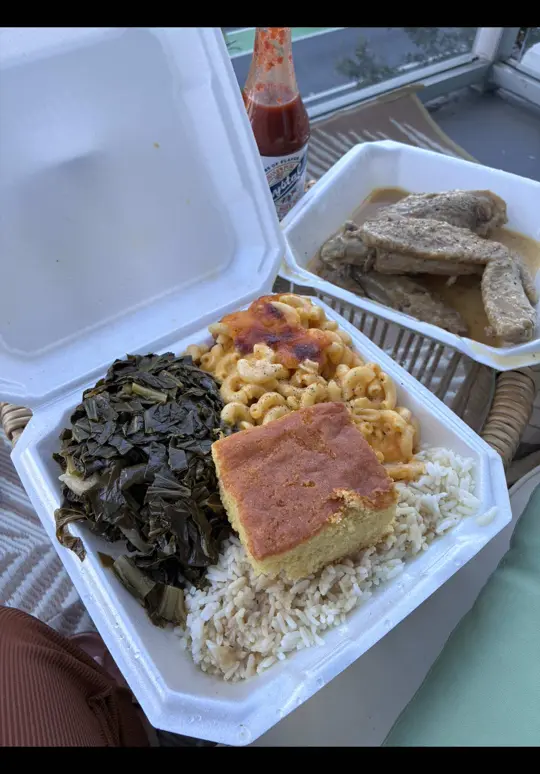 Kook’n with Kim in Orlando showing soul food, restaurant visit, video by orlandoqueen on TikTok