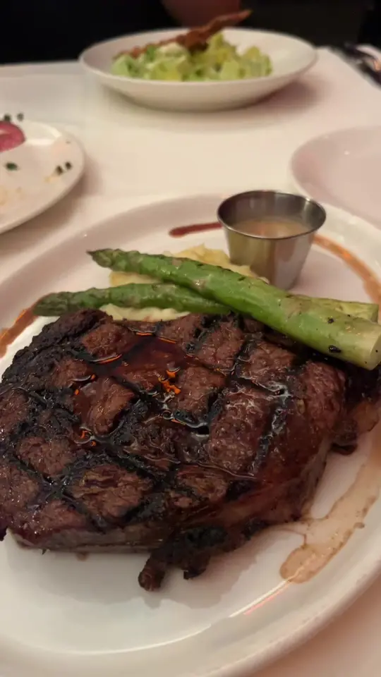 Kres Chophouse in Orlando showing visit, steakhouse, video by travelfuller on TikTok