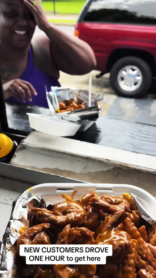 Krunchy Krab Seafood & Wings Restaurant in Lakeland showing seafood, wings, video by krunchy_krab on TikTok