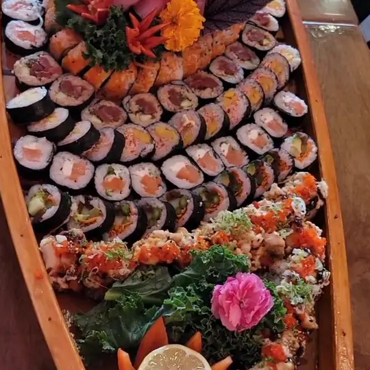 Kubo Asian Fusion And Bar -Ft. Lauderdale in Fort Lauderdale showing sushi, sushi boat, video by Kubo asian fusion & bar on Facebook