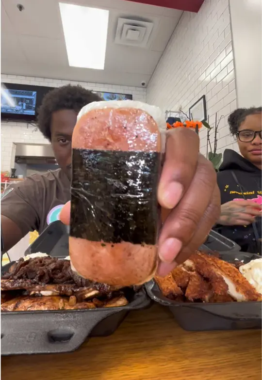 L&L Hawaiian Barbecue in Smyrna showing food review, spam musubi, hawaiian food, video by therealgagrubs on TikTok