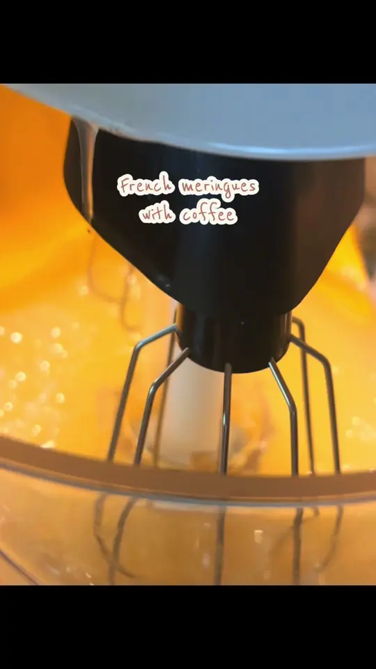 La Casa della Pasta in Tampa showing dessert, sweet, video by lacasadellapasta on TikTok