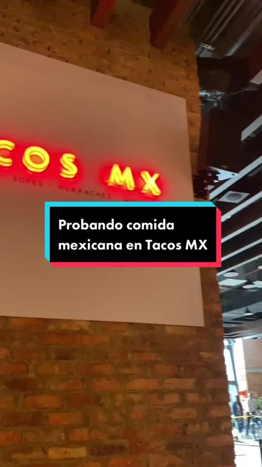 La Colina Comidas Rapidas in Miami showing tacos, mexican food, video by gabsvnnv on TikTok
