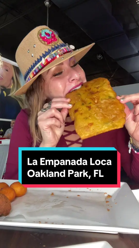 La Empanada Loca in Oakland Park showing restaurant, traditional puertorican dishes, empanadas, sancocho, video by explorewithfunkybacalao on TikTok