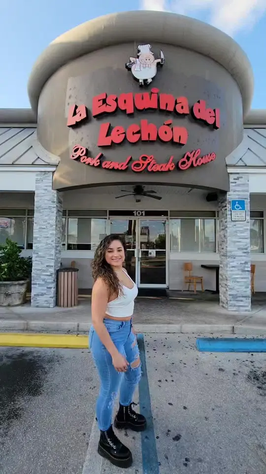 La Esquina del Lechon in Doral showing pan con lechon, appetizer platter, video by mayitakeabite on TikTok