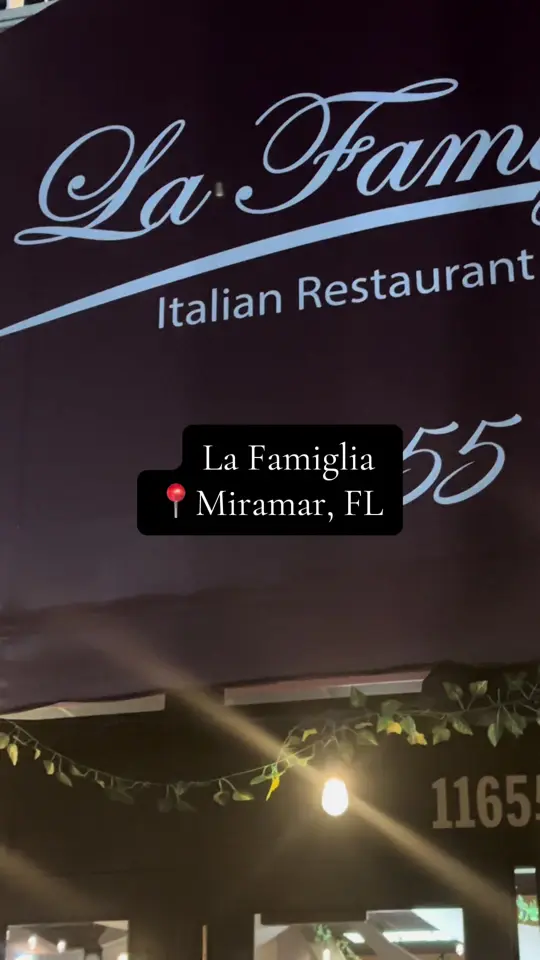 La Famiglia Italian Restaurant & Pizzeria in Miramar showing review, bruschetta, baked ziti, lasagna, chicken parmesan, pepperoni pizza, video by tastybitesandadve on TikTok