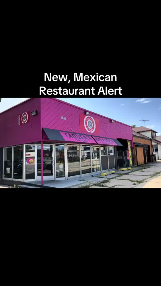 La Fondita Taqueria Mexicana in Dover showing restaurant, visit, video by eatgr on TikTok